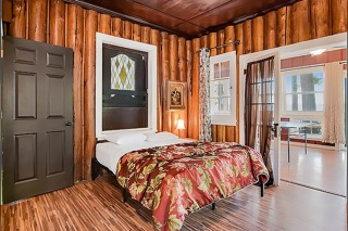 rental photo
